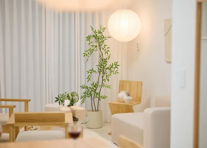 Hongdae Atre, New Open Sale, Spacious 3br 1ba * 서울특별시