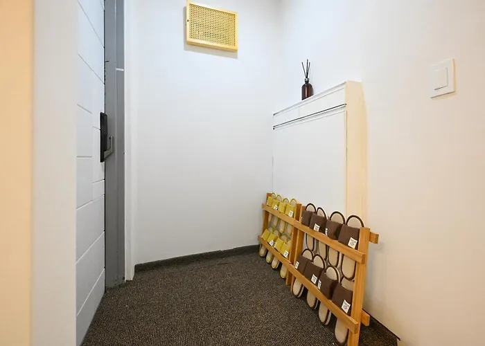 Hongdae Atre, New Open Sale, Spacious 3br 1ba 빌라