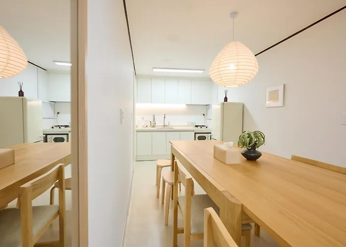 Hongdae Atre, New Open Sale, Spacious 3br 1ba 서울특별시