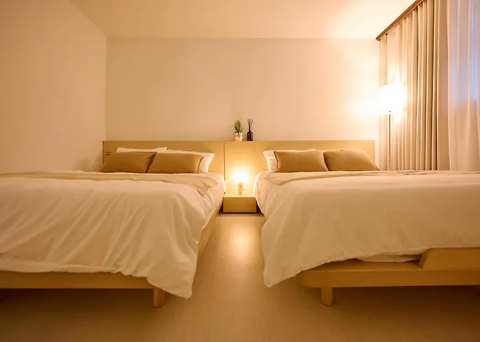 Hongdae Atre, New Open Sale, Spacious 3br 1ba * 서울특별시