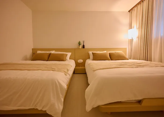 Hongdae Atre, New Open Sale, Spacious 3br 1ba 서울특별시
