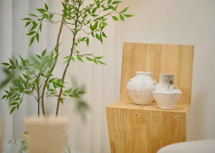Hongdae Atre, New Open Sale, Spacious 3br 1ba * 서울특별시